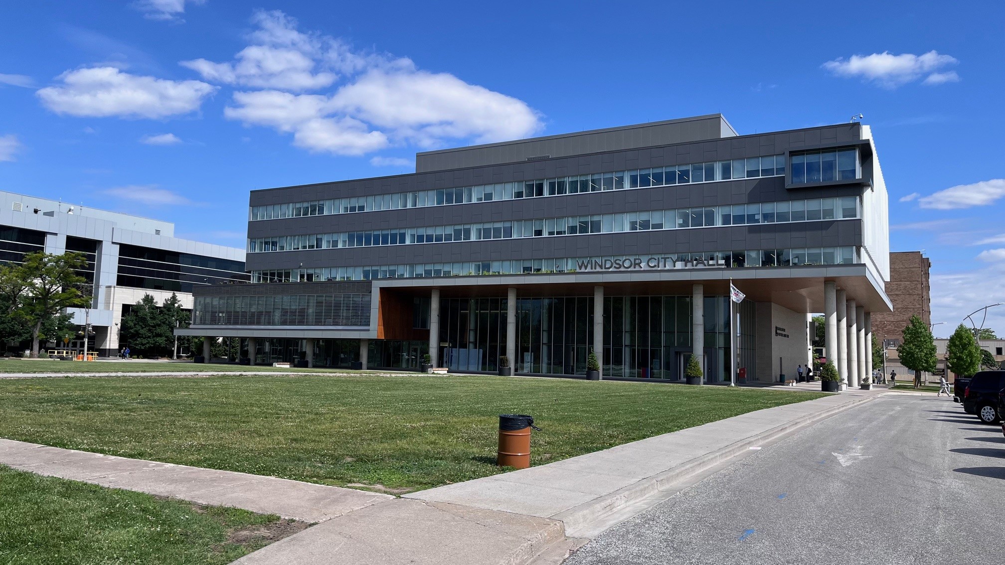 Council approves over 15 million for Windsor City Hall ice rink project