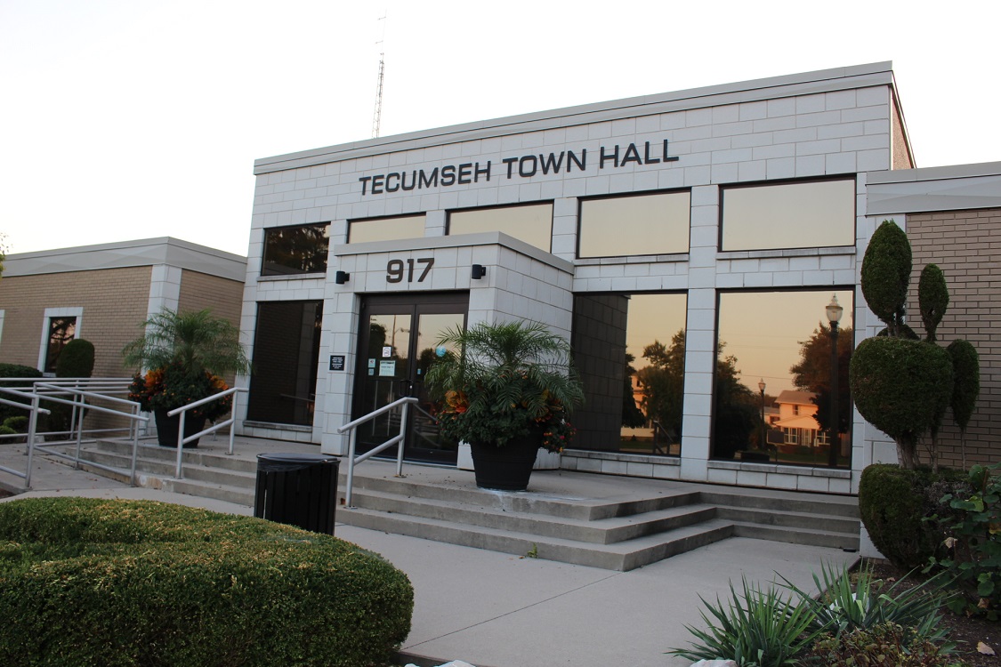 tecumseh-councillor-wants-clarification-of-town-s-on-street-parking-rules