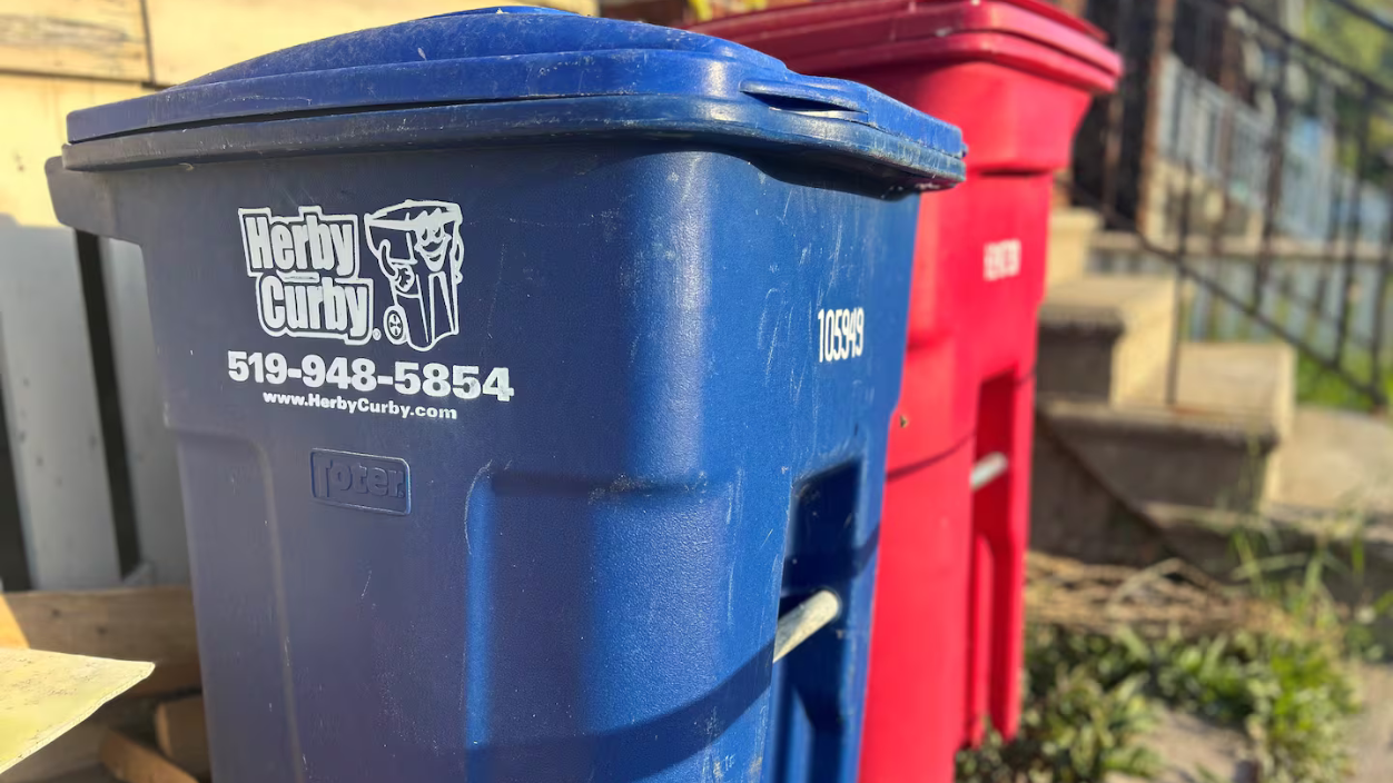 Windsor Youth Centre accepting old recycling bins as new collection program