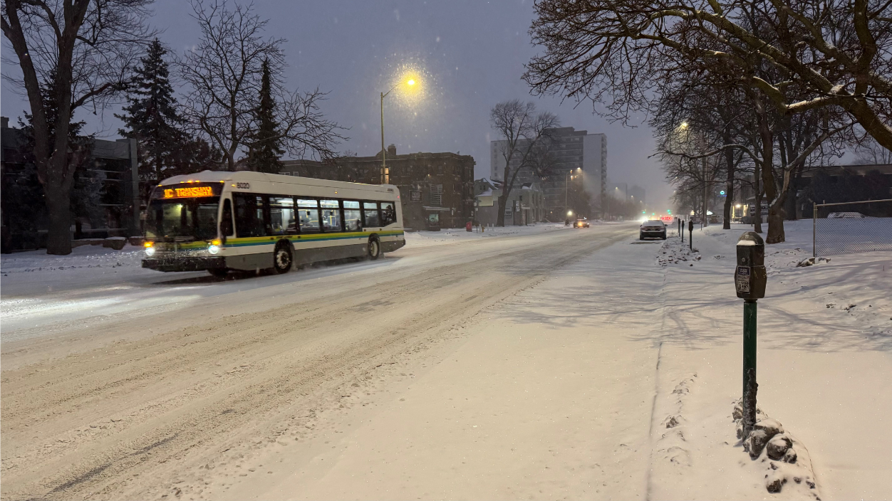Windsor deploys full fleet as snowfall warning blankets the region