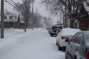 https://www.am800cklw.com/content/dam/audio/uploadImg/migrated/local_news/2018/9/24/am800-news-snow-winter-windsor-stock-photo-2-1-2469296.jpg/jcr%3Acontent/renditions/cq5dam.web.360.360.8rsn_.jpeg