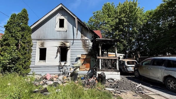 Injuries reported following $400,000 house fire in Windsor