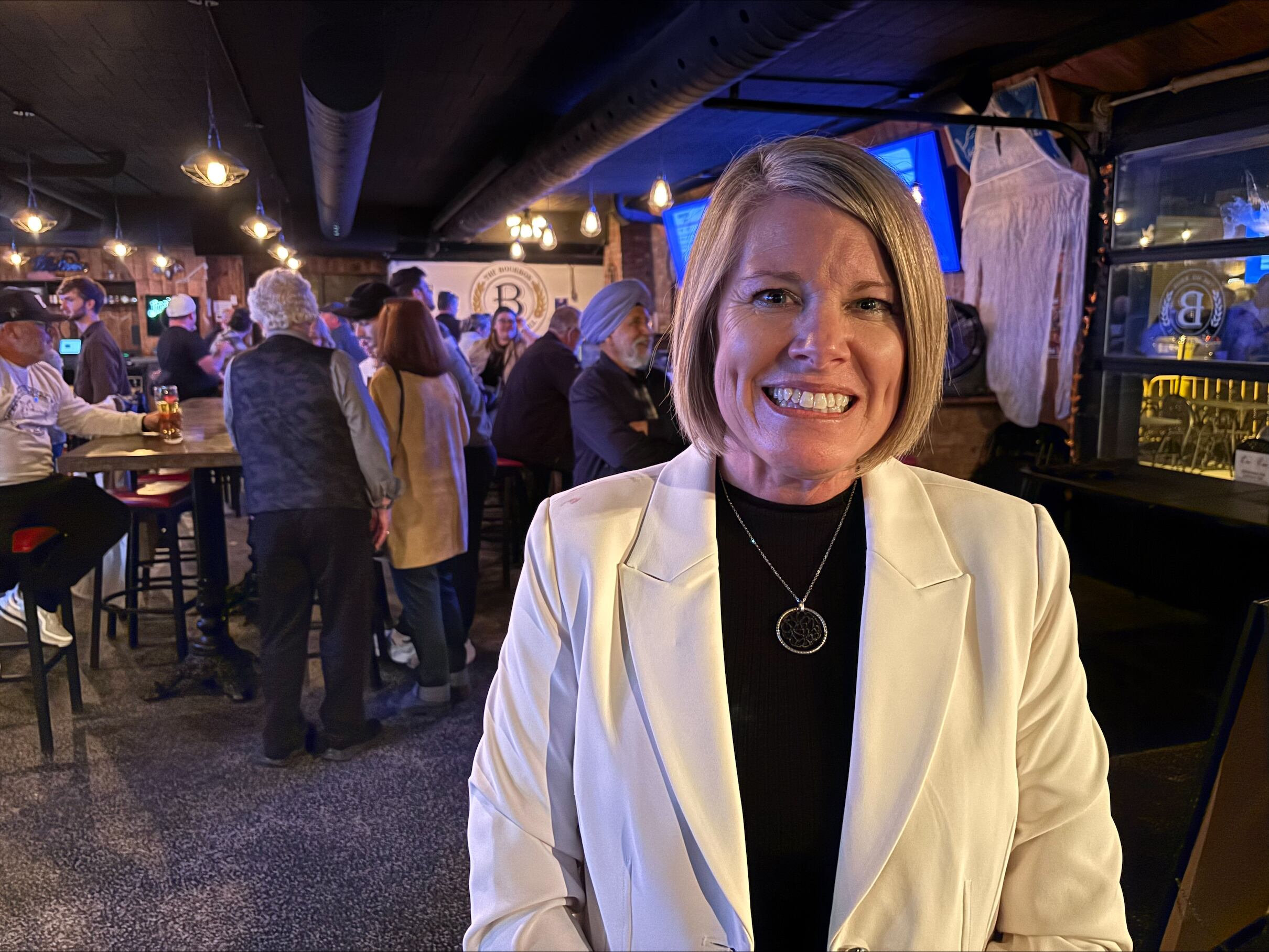 Tracey Bailey returns to the mayor’s chair in Lakeshore