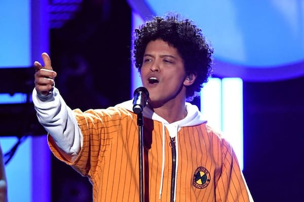 ‘I’ll make it up to you,’ says Bruno Mars, as Saturday night concert in Toronto postponed due to rain