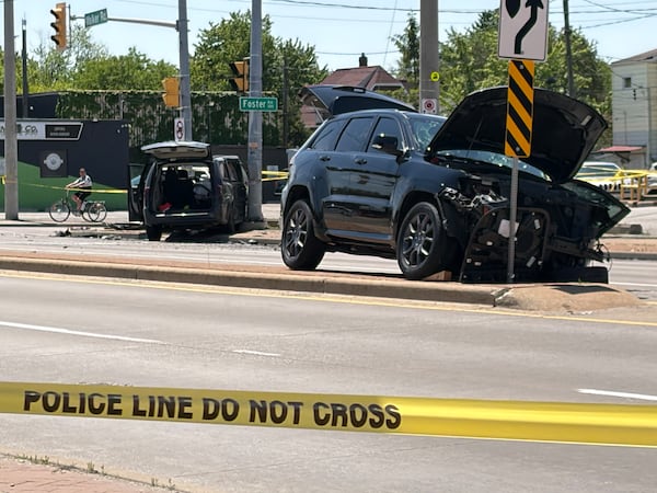 Crash closes Walker Road