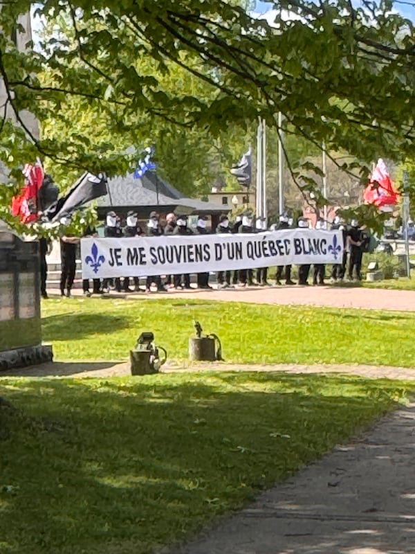 Racist rally calls for 'white Quebec,' politicians condemn gathering