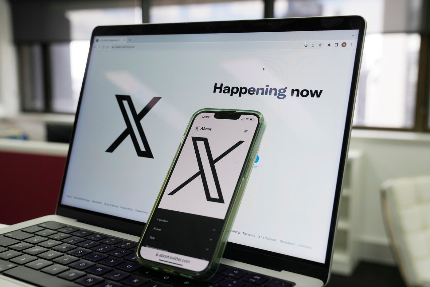 X down for thousands of users globally, Downdetector shows